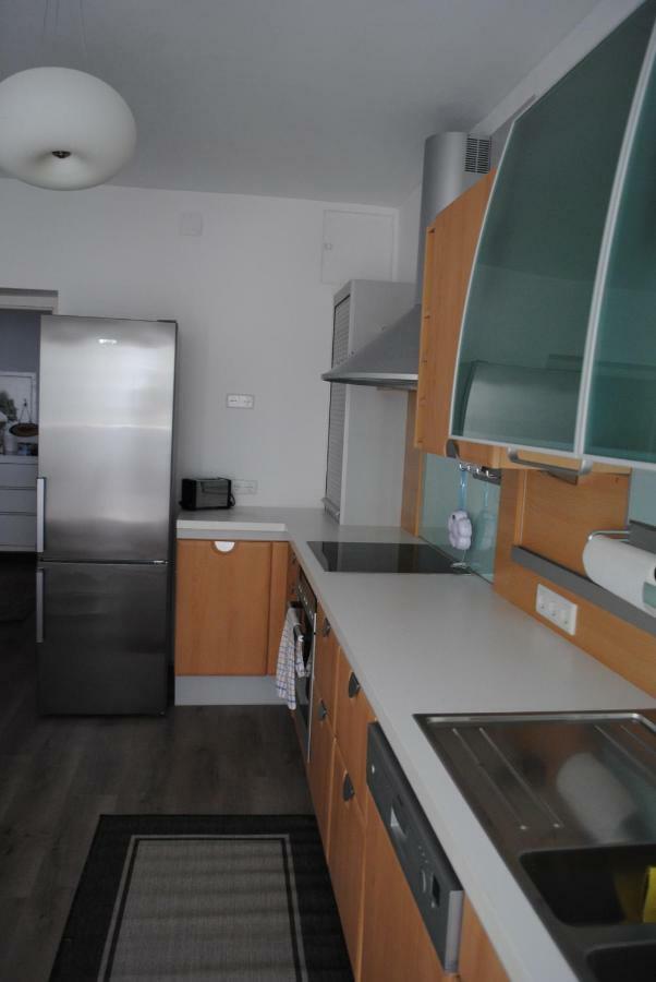 Sunny&elegant apartament in central location Graz Esterno foto